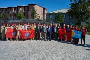 Участники московской делегации и молодёжных организаций в Республике Тыва